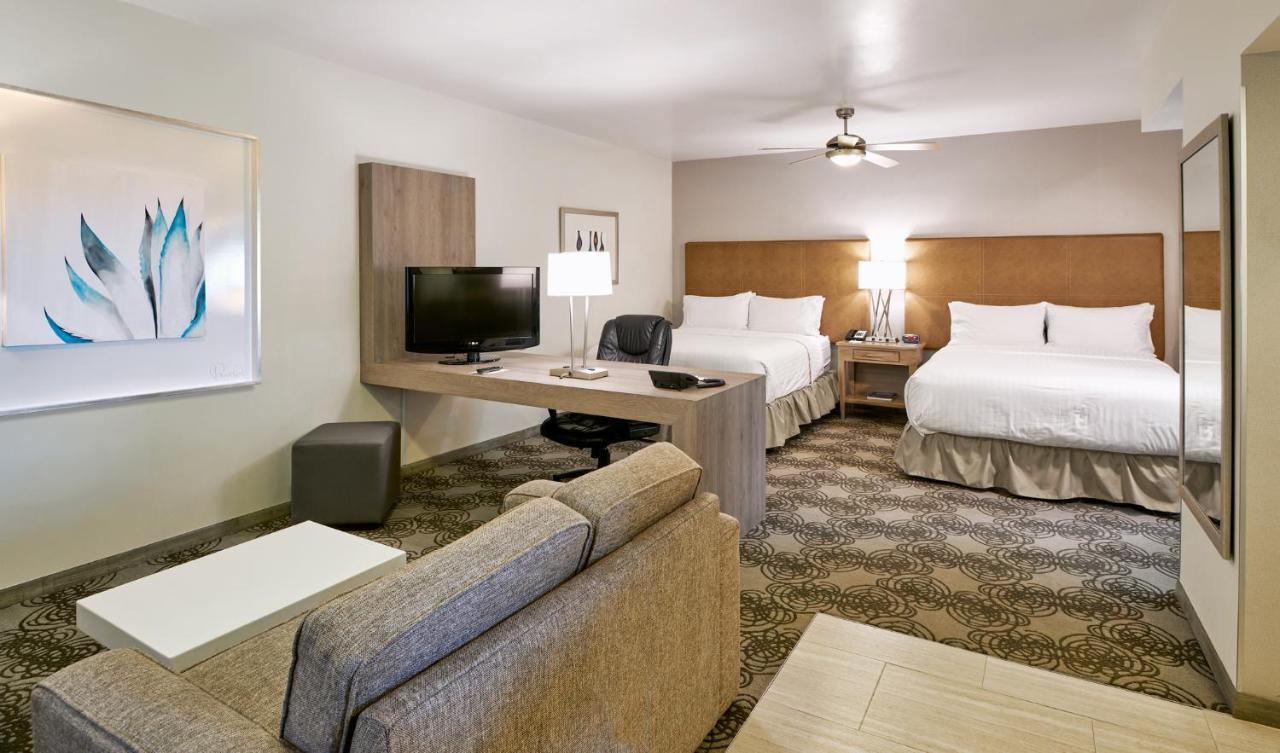 Holiday Inn Hotel & Suites Chihuahua By Ihg Екстер'єр фото