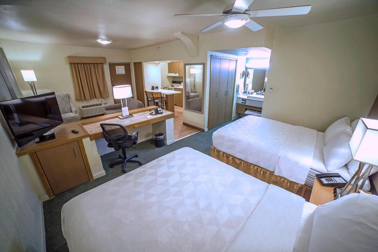 Holiday Inn Hotel & Suites Chihuahua By Ihg Екстер'єр фото