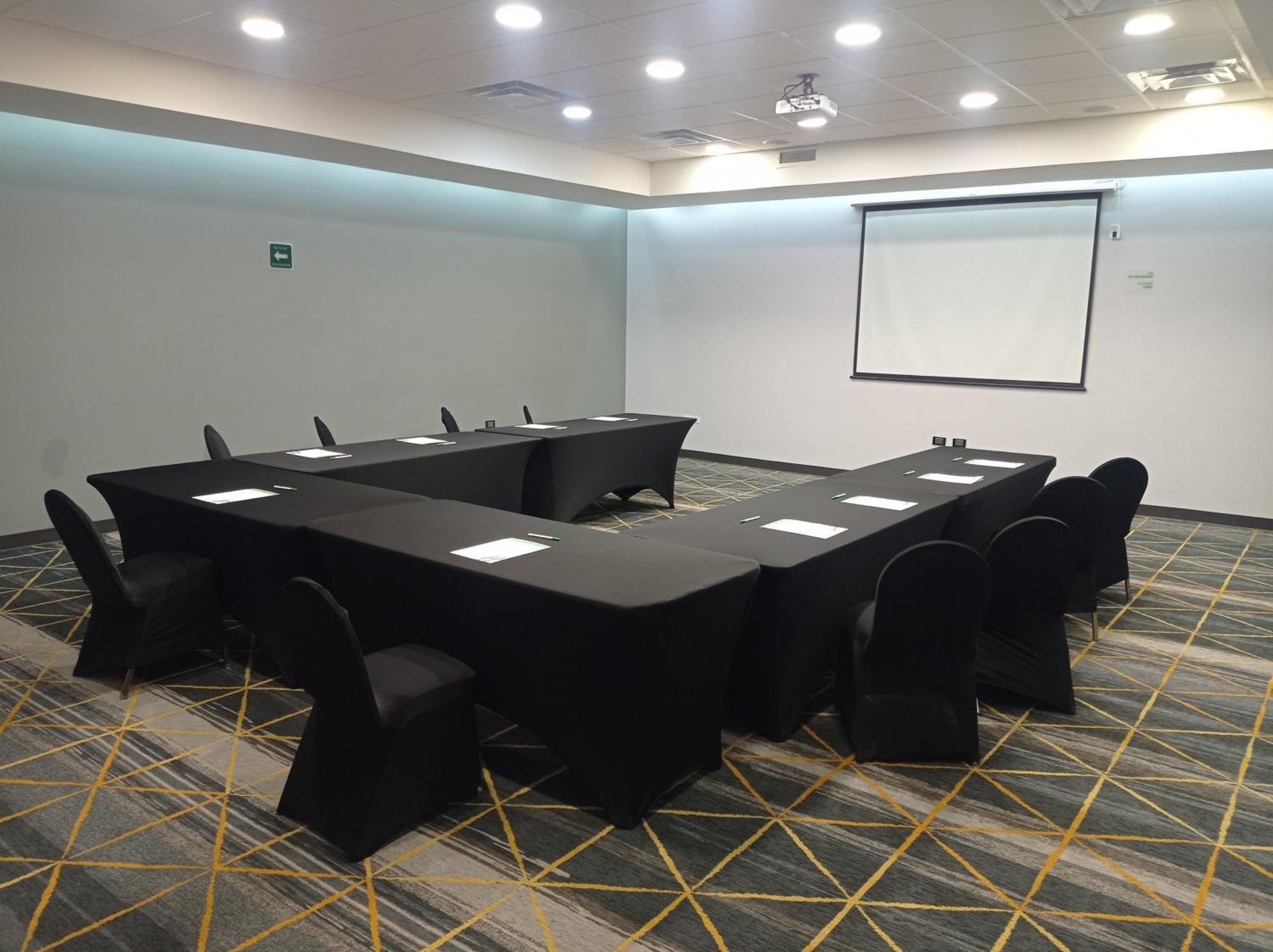 Holiday Inn Hotel & Suites Chihuahua By Ihg Екстер'єр фото